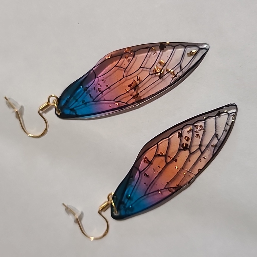 Handmade Dragonfly wing earrings - Picture 4 of 4